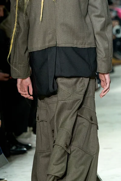 Look 93